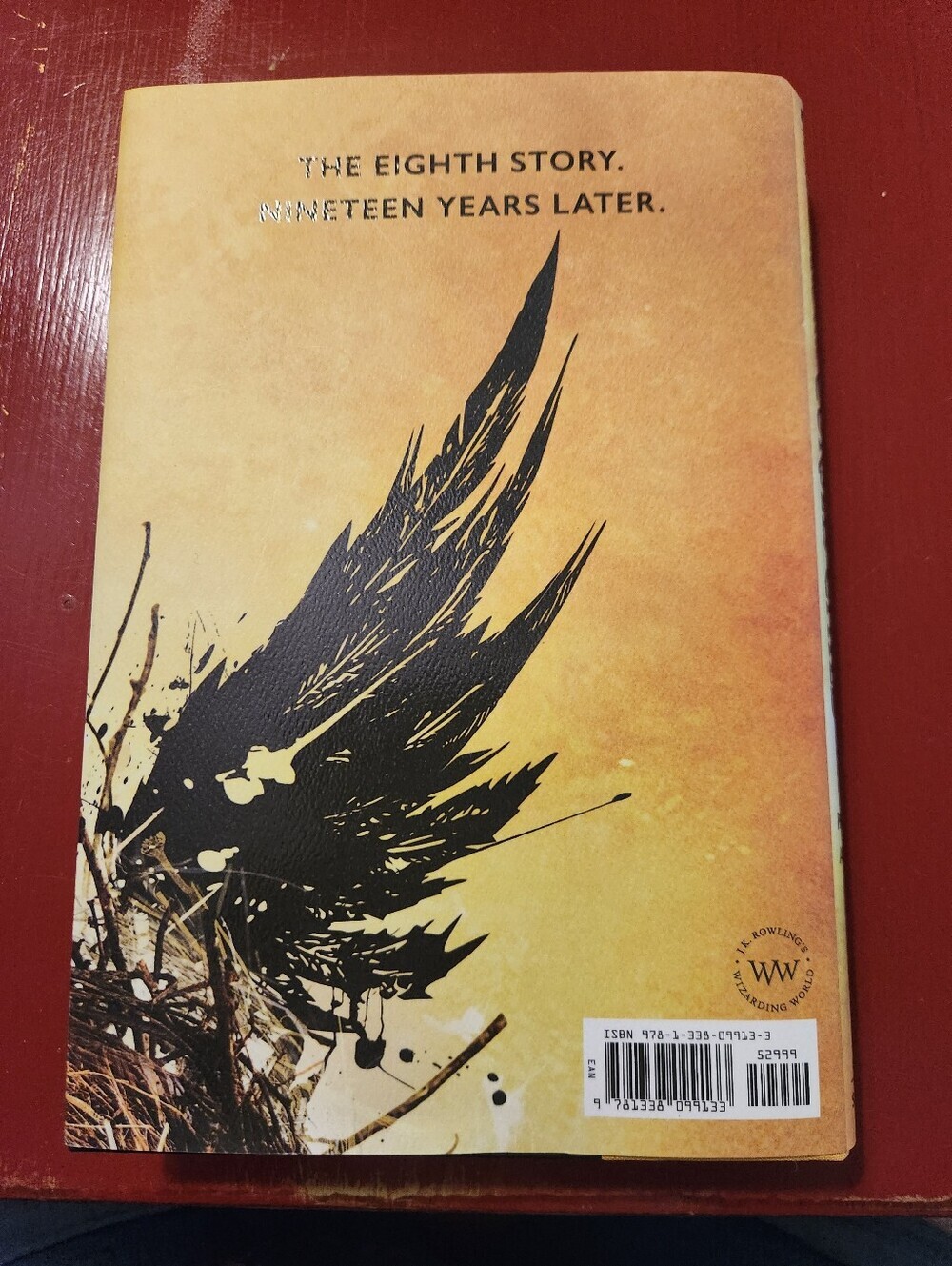 Harry Potter and the Cursed Child Special Rehearsal Edition - Yellow/Gold Cover - Picture 2 of 5